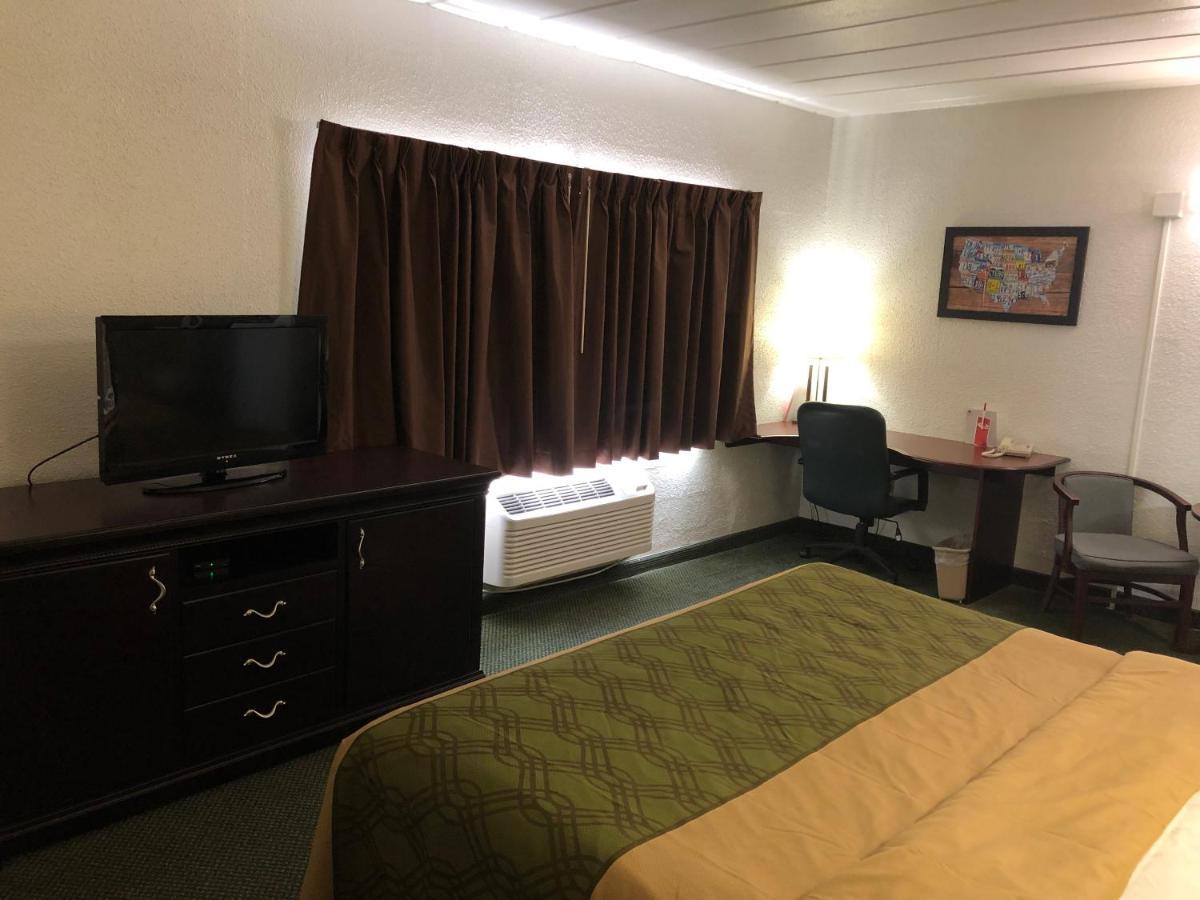 ויסקונסין ראפידס Econo Lodge מראה חיצוני תמונה