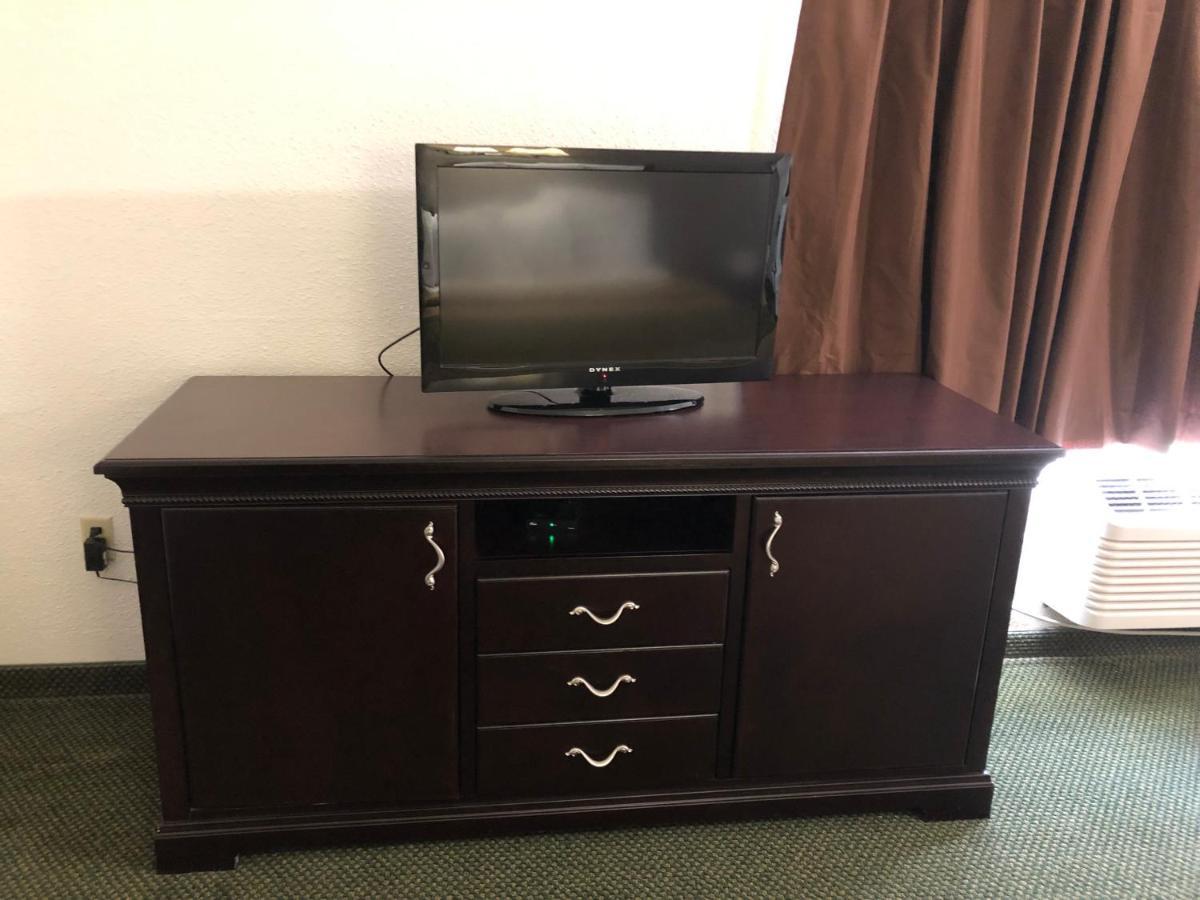 ויסקונסין ראפידס Econo Lodge מראה חיצוני תמונה