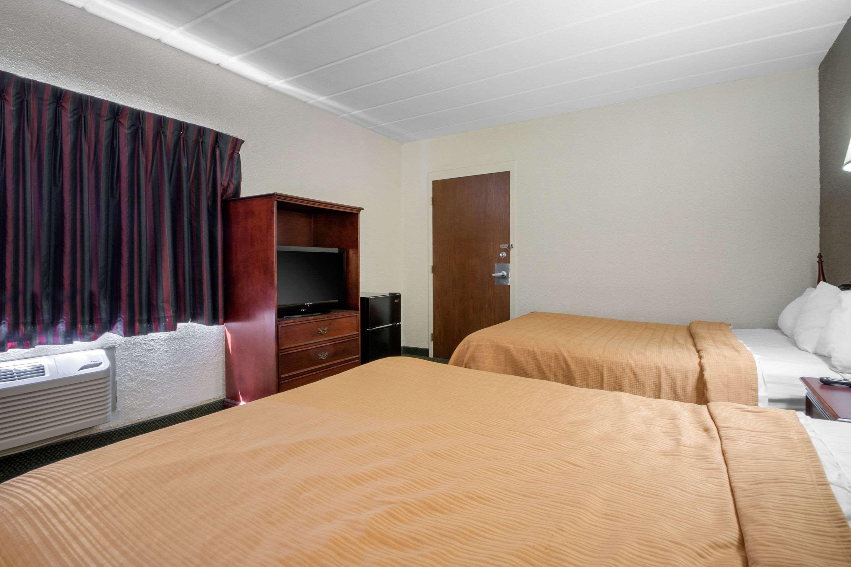 ויסקונסין ראפידס Econo Lodge מראה חיצוני תמונה