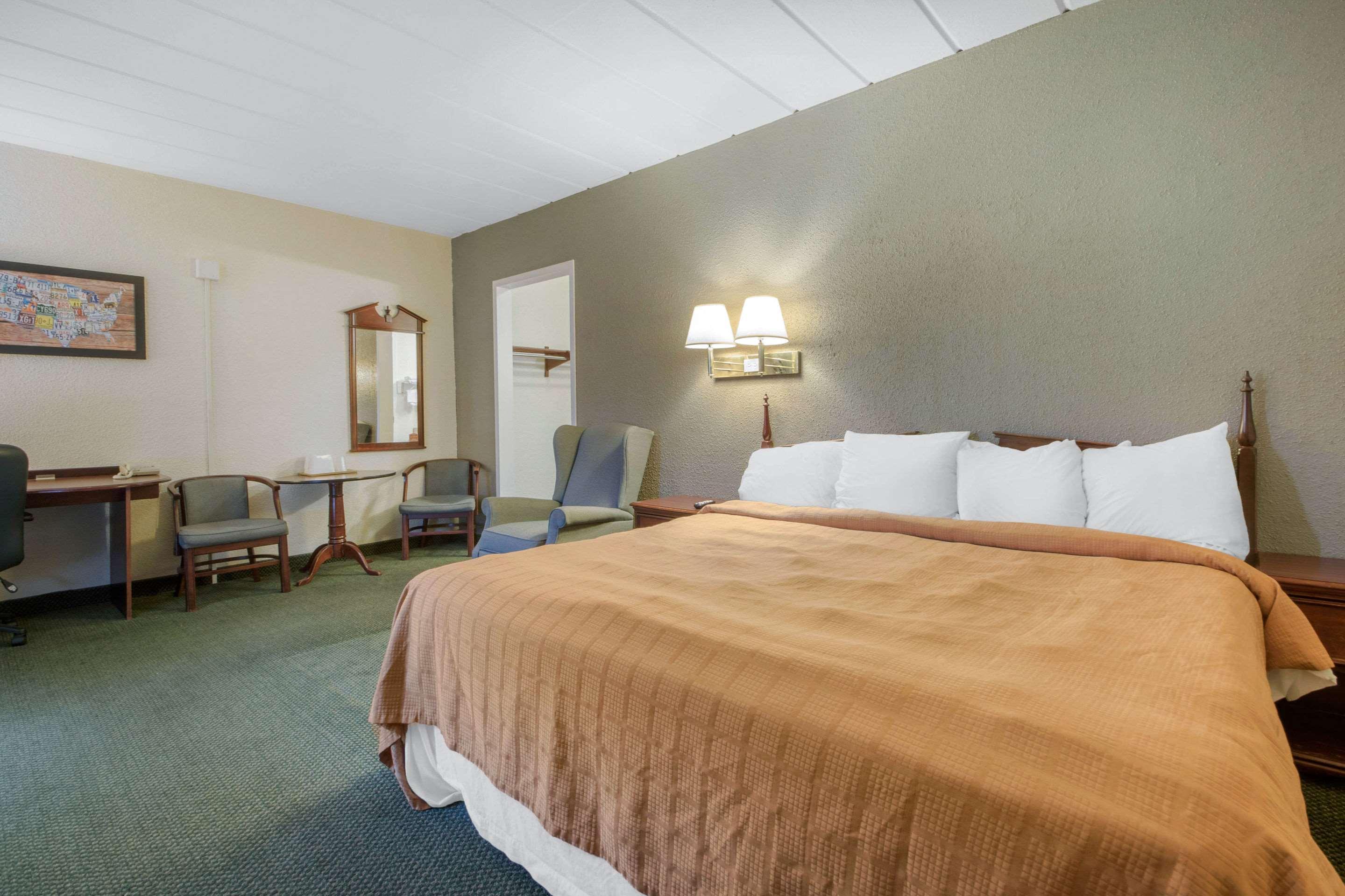 ויסקונסין ראפידס Econo Lodge מראה חיצוני תמונה