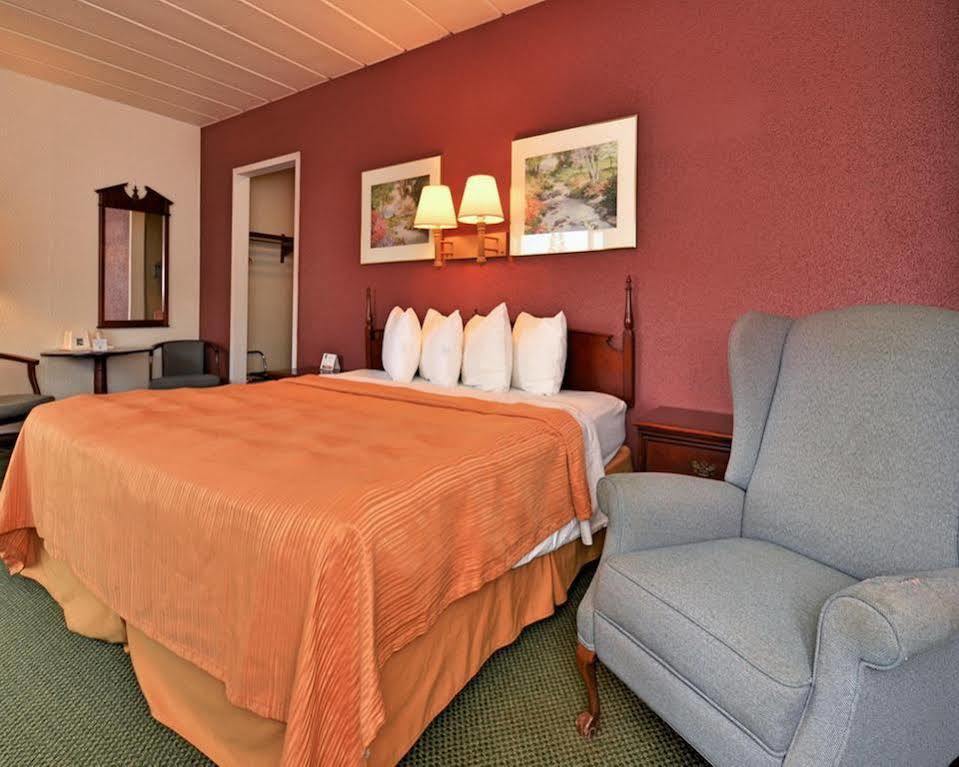 ויסקונסין ראפידס Econo Lodge מראה חיצוני תמונה